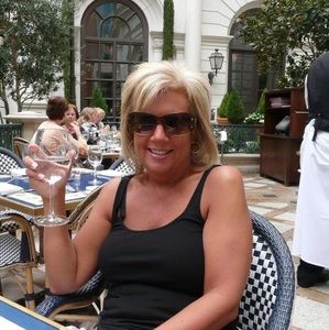 Meet your Posher, Joann